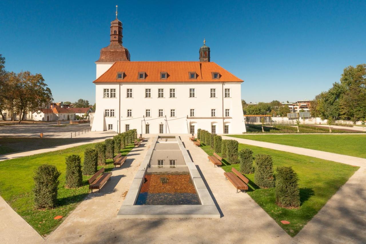 Chateau Clara Futura Dolni Brezany Dış mekan fotoğraf